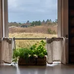 Cozy With Sea View 度假居 *